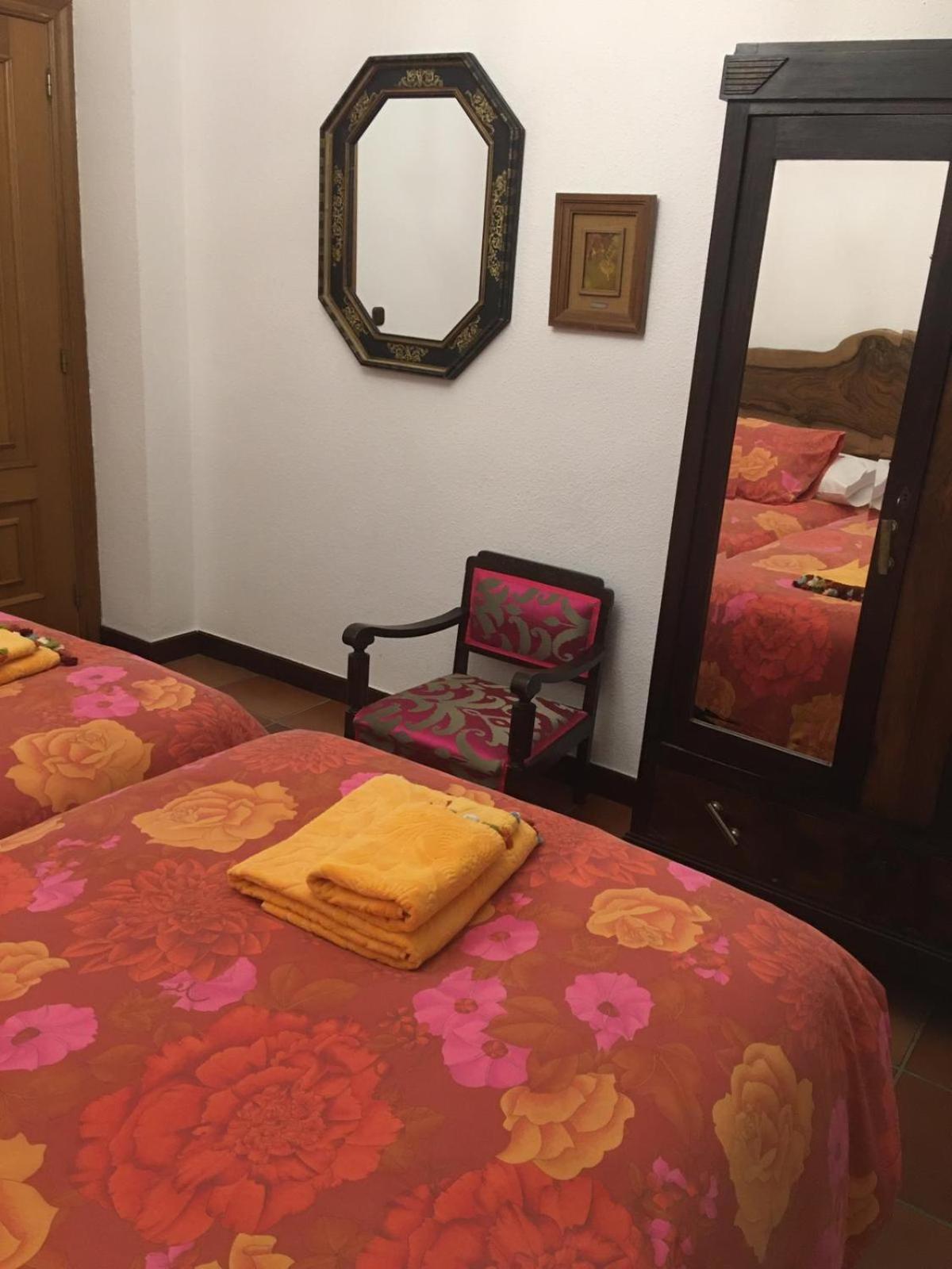 Casa Rural La Cuadraa Linares de Riofrío Екстериор снимка