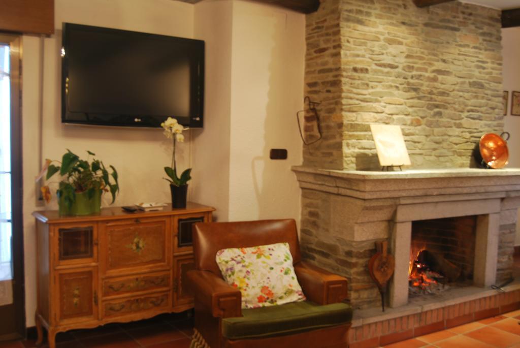 Casa Rural La Cuadraa Linares de Riofrío Стая снимка