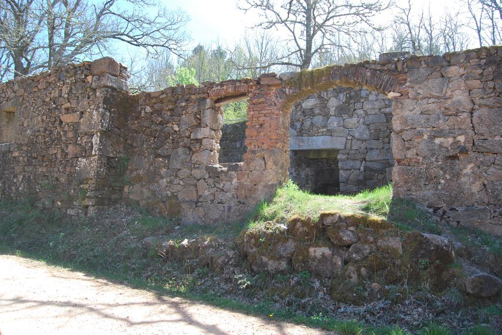 Casa Rural La Cuadraa Linares de Riofrío Екстериор снимка